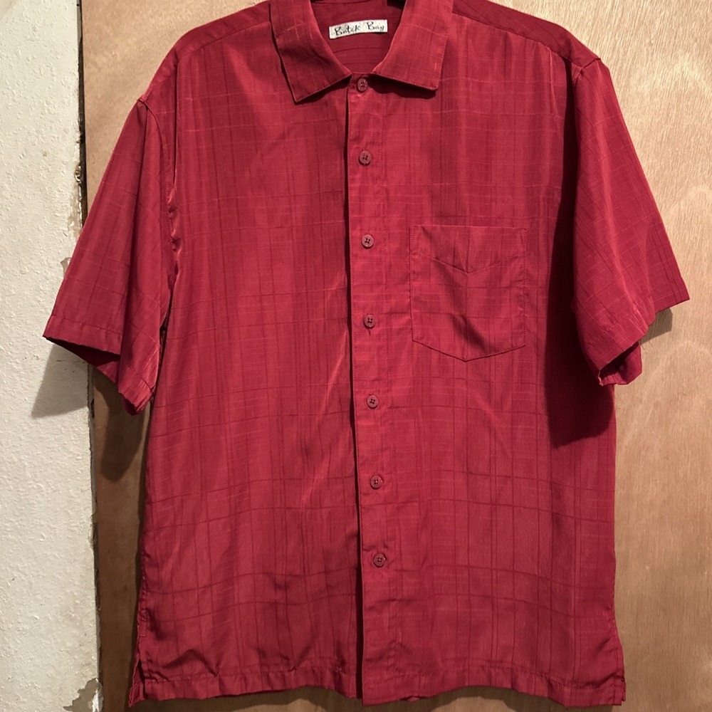 Batik Bay Button Up Shirt Adult Size M! Short Sleeve Checkered design One Pocket